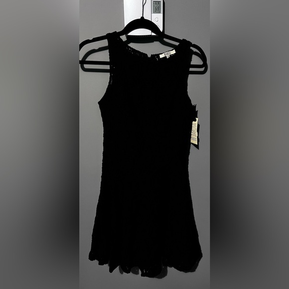NWT women’s black lace dress. - Picture 1 of 7